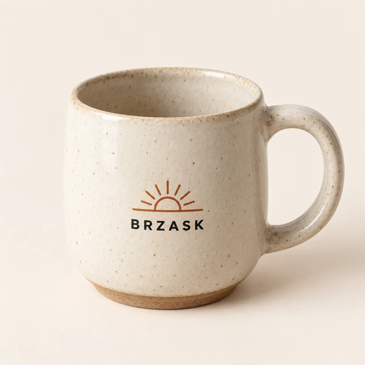 Kubek ceramiczny toczony ręcznie Krem
