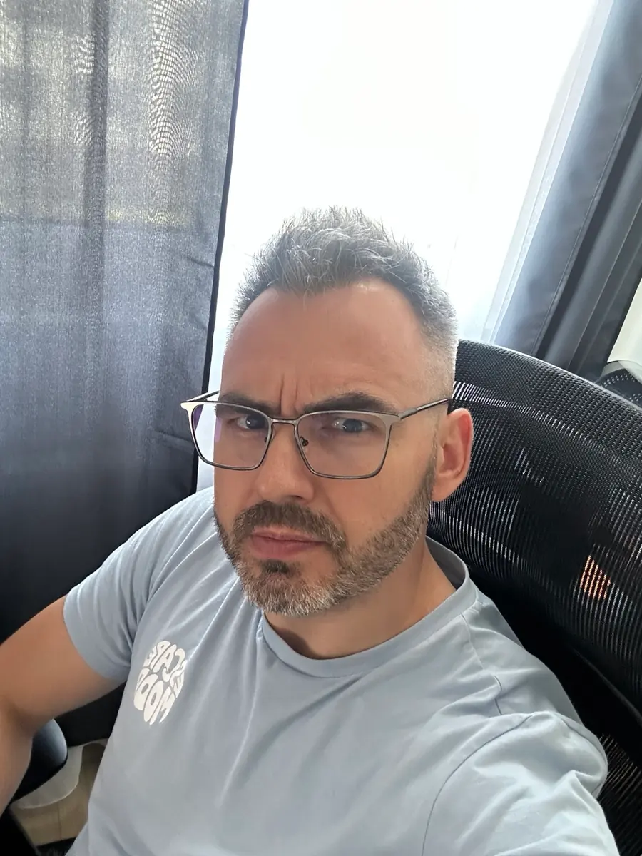 inż. Michał Grzesiak, projektant CAD i założyciel MG Tech Solutions