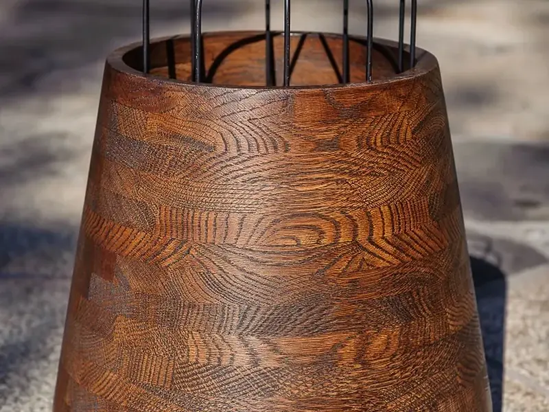 Lampa Bullet Small z litego dębu - zdjęcie 3