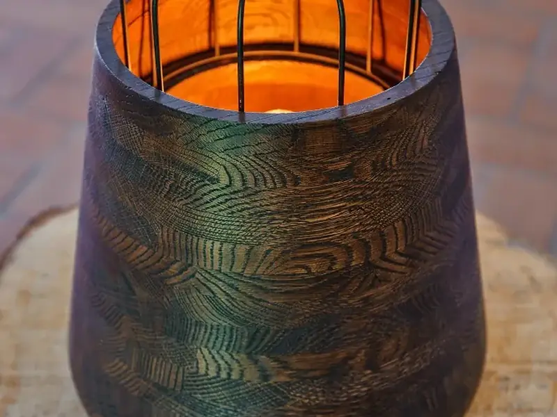 Lampa Bullet Small z litego dębu - zdjęcie 5