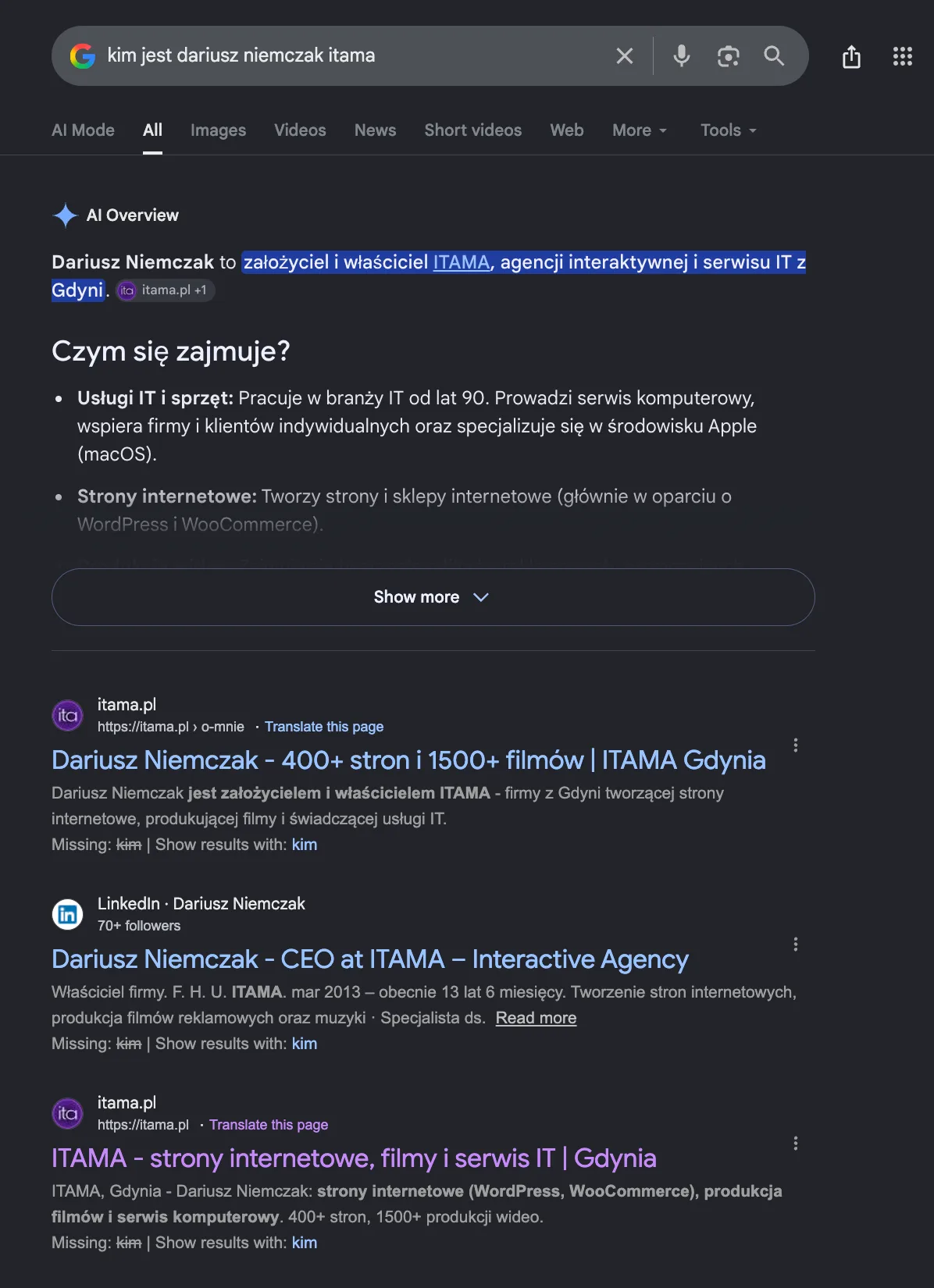 A Google search result: at the top an AI Overview block with a ready answer and links to sources, and only below it the classic list of blue links.